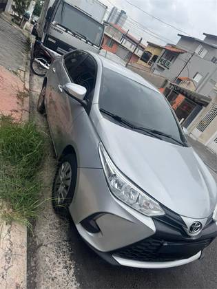 TOYOTA YARIS 1.5 16V FLEX SEDAN XL LIVE MULTIDRIVE